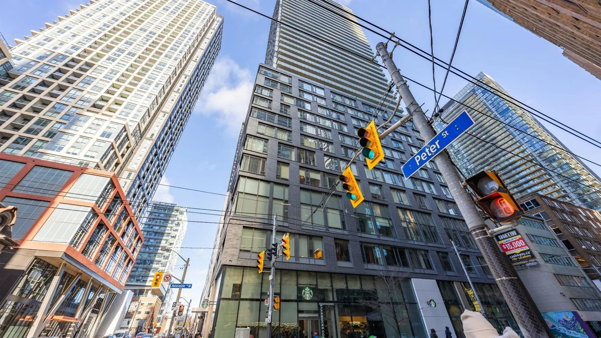 The Pinnacle Suites - Downtown Toronto Entertainment District Apartment